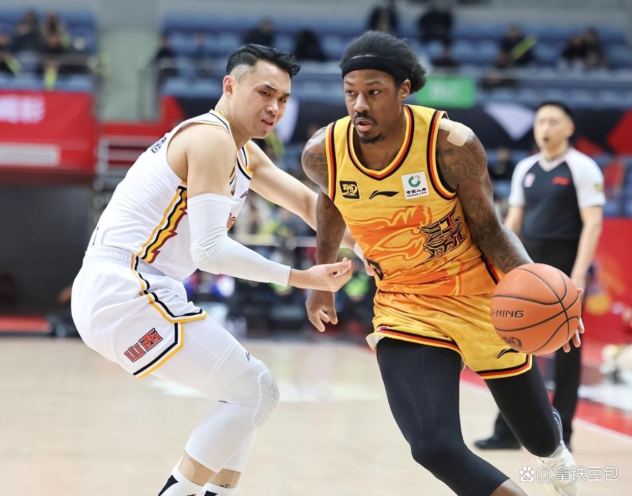 lol段位查询-包含马德里竞技集结日复出首秀，志在CBA季后赛名次提升，悬念犹存，团队化学反应显著的词条